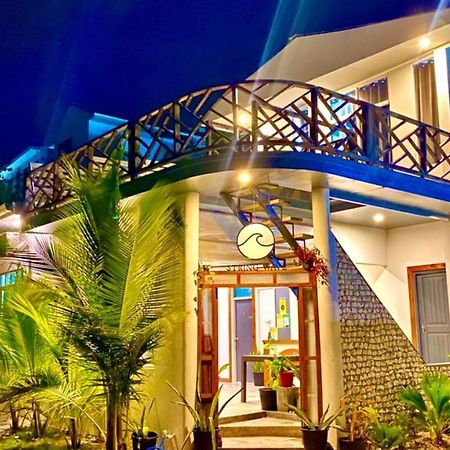 Hotel String Wave Maldives Gulhi Exteriér fotografie