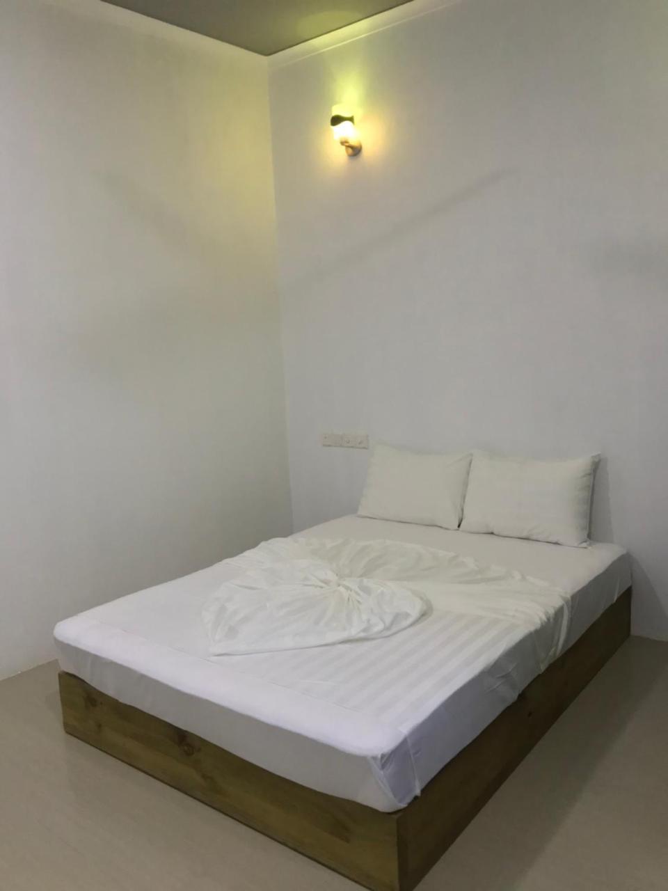 Hotel String Wave Maldives Gulhi Exteriér fotografie