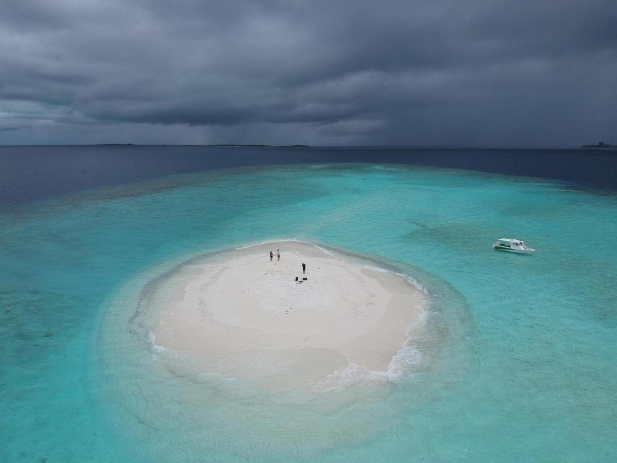 Hotel String Wave Maldives Gulhi Exteriér fotografie